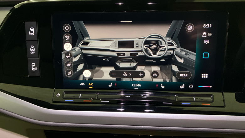 Volkswagen Multivan 2.0 TDI Life 5dr DSG Diesel Estate